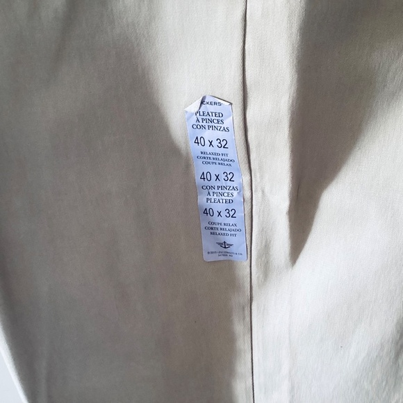 Dockers Signature Best Pressed Relaxed Pleated Khakis Size 40 L32 NWT Classic - Picture 3 of 14